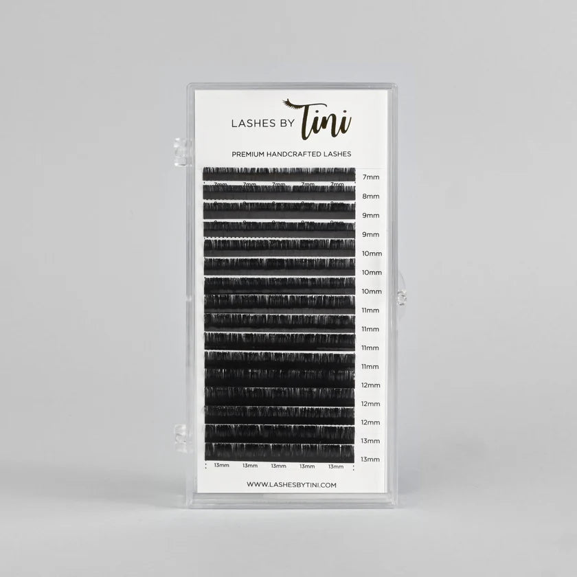 Lashes By Tini - DEEP BLACK Volume Collection - Curve D