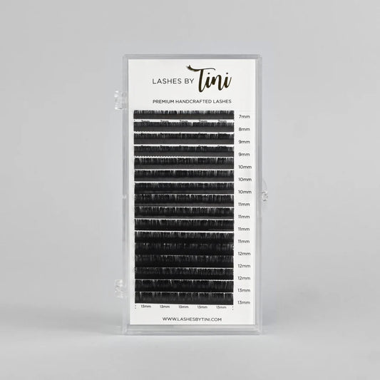 Lashes By Tini - DEEP BLACK Volume Collection - Curve D